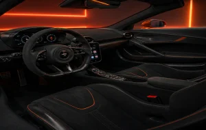 McLaren Artura Flame GT