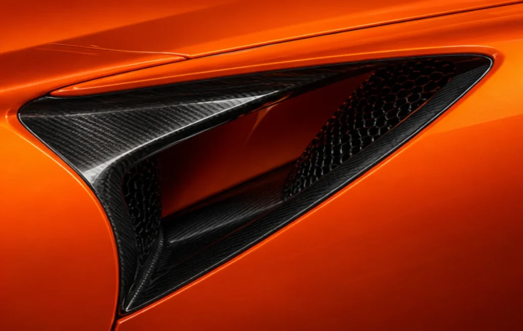 McLaren Artura Flame GT